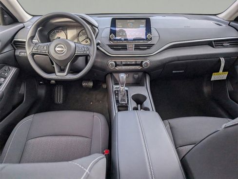New 2025 Nissan Altima 2.5 S image 12