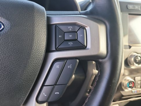 Used 2019 Ford F150 Platinum w/ Equipment Group 701A Luxury AWD/4WD image 30