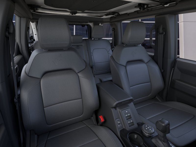New 2026 Ford Bronco Outer Banks w/ Sasquatch Package AWD/4WD image 10