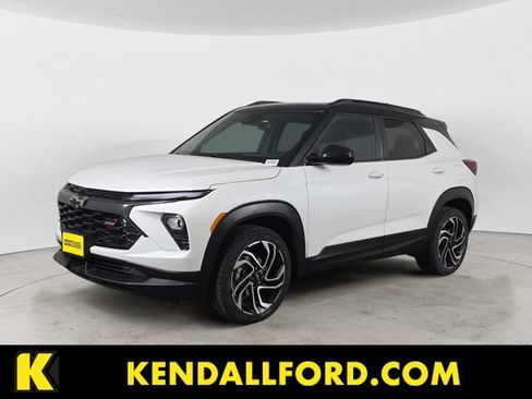 Used 2025 Chevrolet TrailBlazer RS w/ Convenience Package AWD/4WD image 1