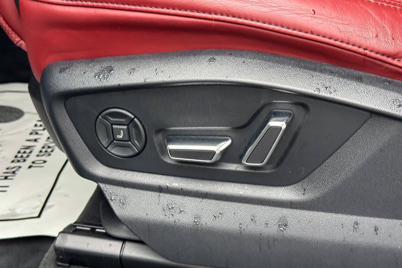 Used 2021 Audi SQ7 Prestige AWD/4WD image 30