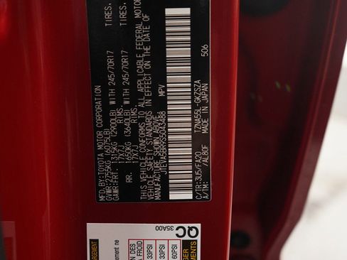 Used 2025 Toyota 4Runner SR5 image 23