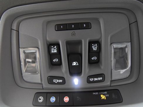 Used 2022 GMC Sierra 1500 Denali image 41