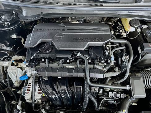 Used 2025 Kia K4 LXS image 33