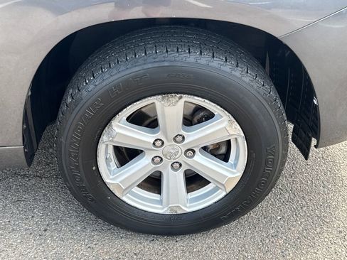 Used 2010 Toyota Highlander 4WD image 41