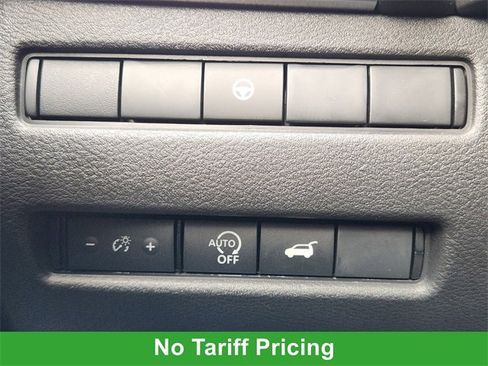 Certified 2025 Nissan Rogue SV image 21