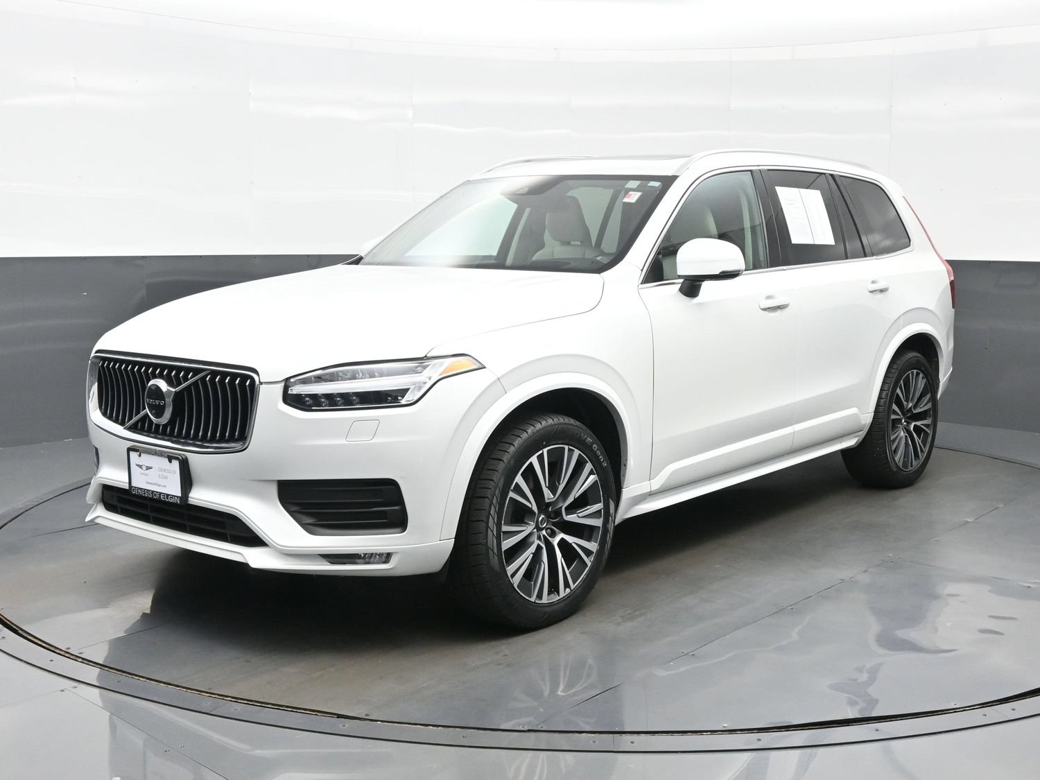 Used 2020 Volvo XC90 T6 Momentum w/ Protection Package Premier AWD/4WD image 2