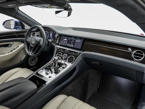 Used 2020 Bentley Continental GT V8 First Edition AWD/4WD image 43