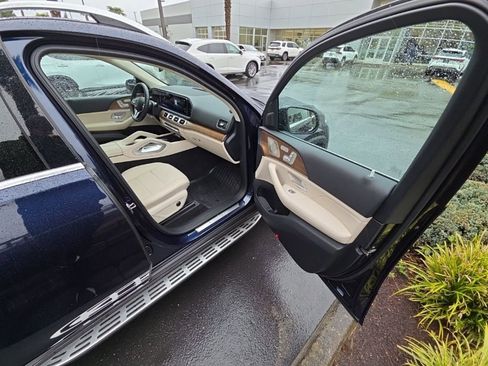 Used 2022 Mercedes-Benz GLE 350 4MATIC image 19