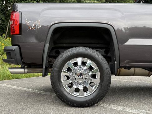 Used 2016 GMC Sierra 2500 Denali AWD/4WD image 9