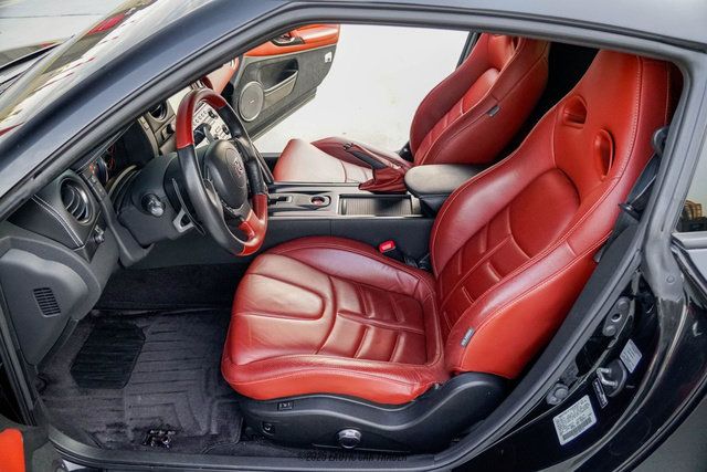Used 2014 Nissan GT-R Premium w/ Premium Interior Package AWD/4WD image 23