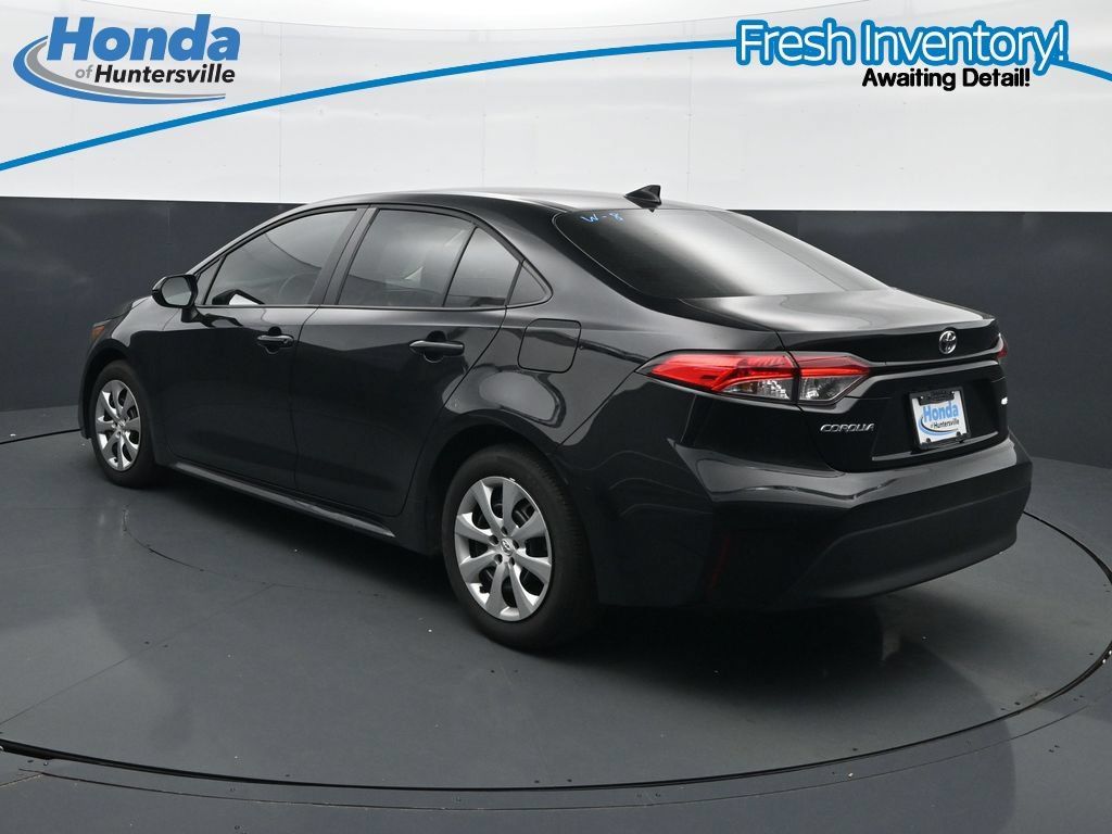 Used 2026 Toyota Corolla LE FWD image 7
