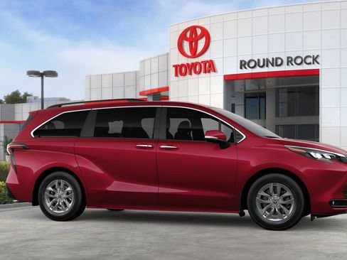 New 2026 Toyota Sienna XLE FWD image 13