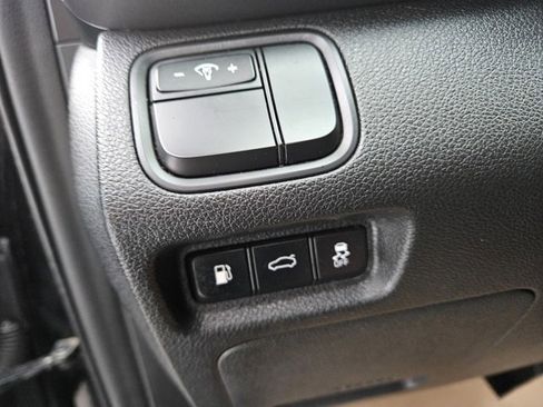 Used 2017 Kia Optima LX image 20