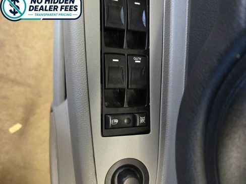 Used 2006 Dodge Magnum R/T RWD image 19
