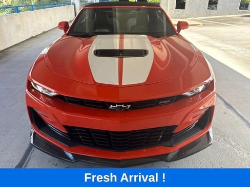 Used 2021 Chevrolet Camaro SS RWD image 15