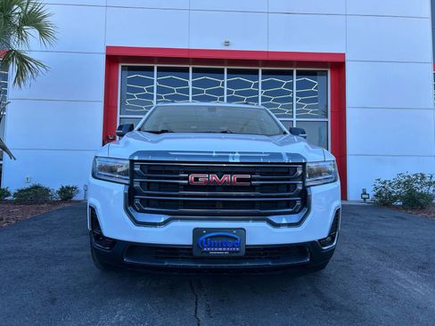 Used 2020 GMC Acadia AT4 image 2