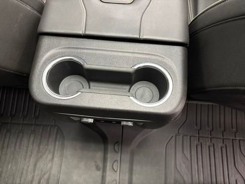 Used 2021 GMC Yukon XL SLT image 26