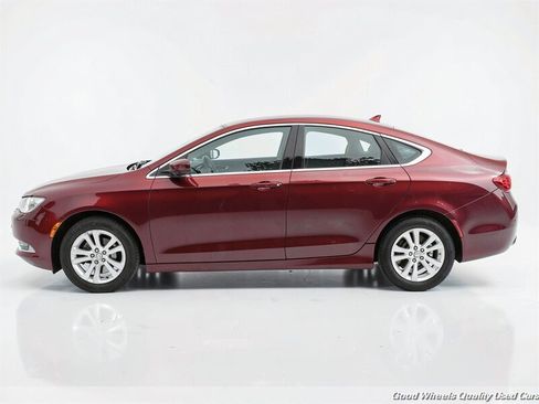 Used 2016 Chrysler 200 Limited w/ Anniversary Edition FWD image 8