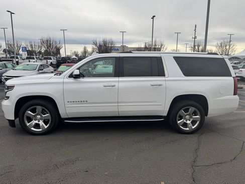 Used 2017 Chevrolet Suburban Premier image 8