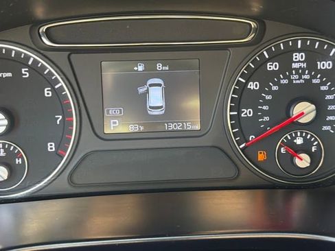 Used 2019 Kia Sorento FWD image 17