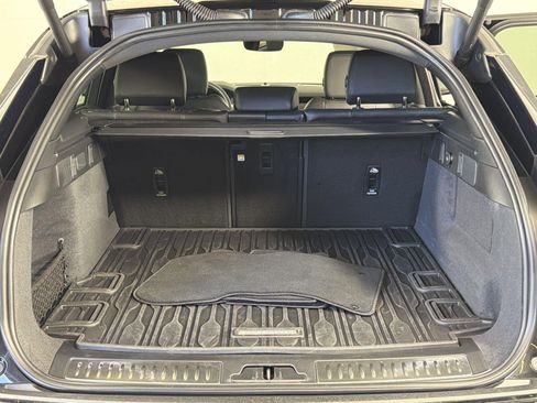 Certified 2025 Land Rover Range Rover Velar Dynamic SE image 28