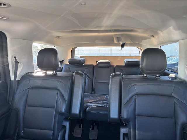 New 2026 Lincoln Navigator Premiere AWD/4WD image 19