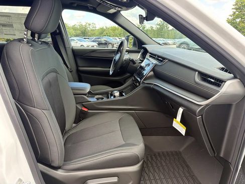 New 2026 Jeep Grand Cherokee L 4WD image 28