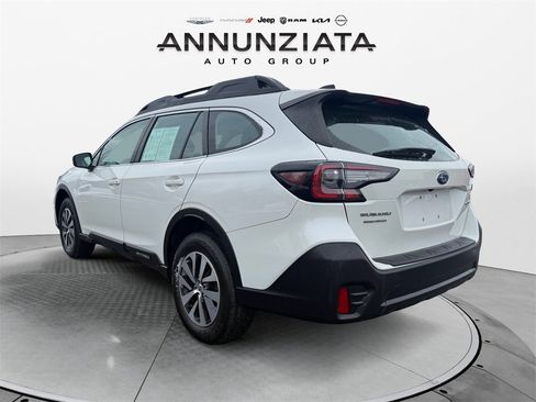 Used 2021 Subaru Outback 2.5i image 3