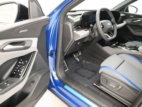 New 2027 Audi SQ6 e-tron Prestige AWD/4WD image 14