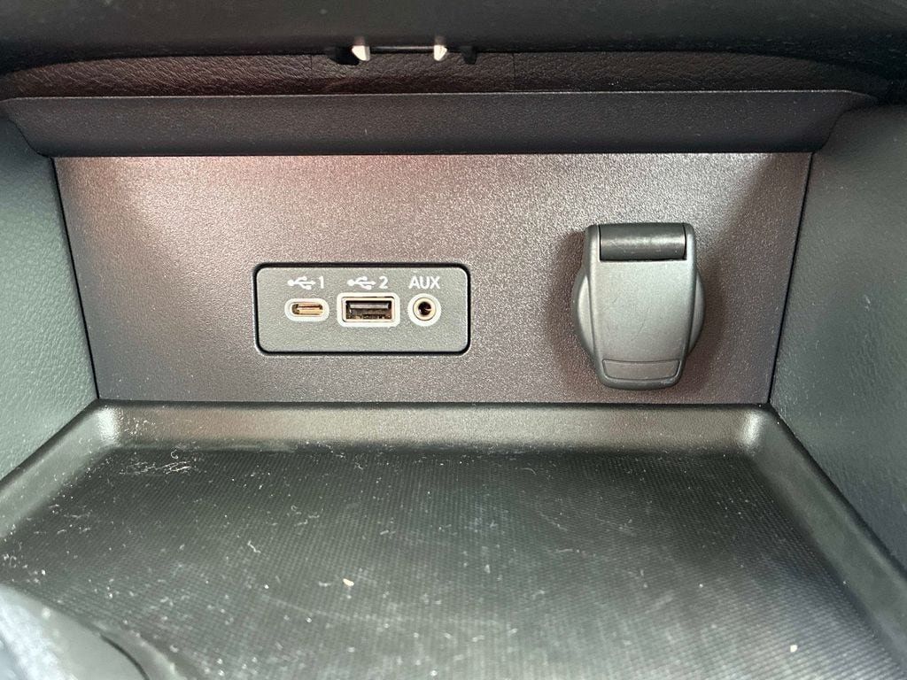 Certified 2023 Nissan Sentra SR w/ Electronics Package FWD image 28