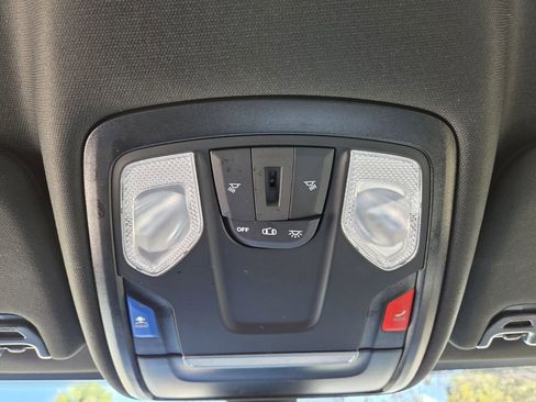 Used 2024 RAM 2500 Big Horn w/ Bed Utility Group image 16