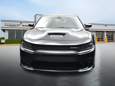 Used 2022 Dodge Charger R/T RWD image 8