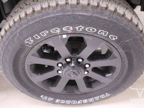 New 2026 RAM 2500 Laramie AWD/4WD image 31