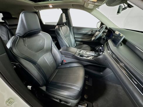 Used 2023 INFINITI QX60 Luxe image 28