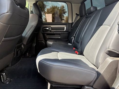 Used 2018 RAM 2500 Laramie w/ Sport Appearance Group AWD/4WD image 11