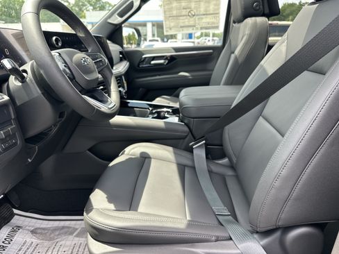 New 2026 Chevrolet Tahoe Z71 w/ Z71 Off-Road Package AWD/4WD image 11
