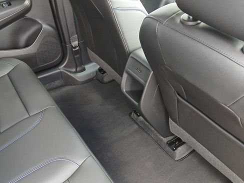 Used 2025 Buick Envista Sport Touring FWD image 62