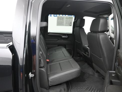Used 2024 Chevrolet Silverado 3500 LT w/ Midnight Edition AWD/4WD image 10