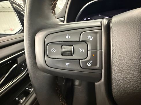 Used 2023 GMC Yukon AT4 w/ Max Trailering Package AWD/4WD image 18