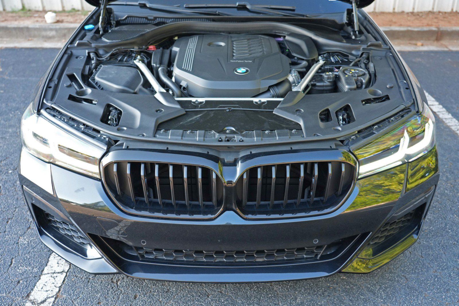 Used 2023 BMW 540i w/ M Sport Package RWD image 8
