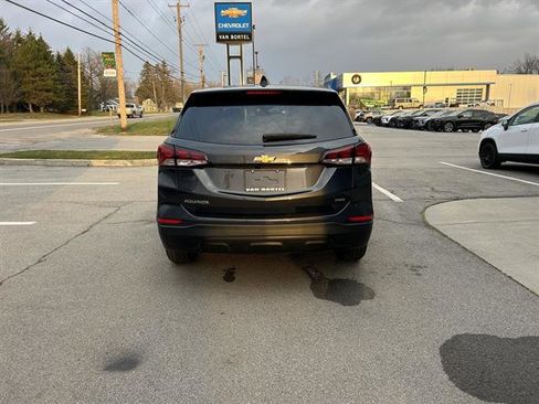 Certified 2022 Chevrolet Equinox LS w/ LS Convenience Package image 4