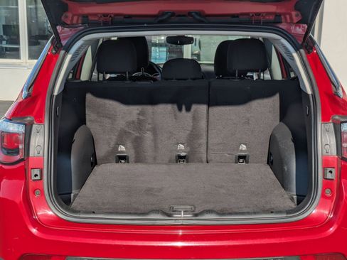 Used 2020 Jeep Compass Sport image 33