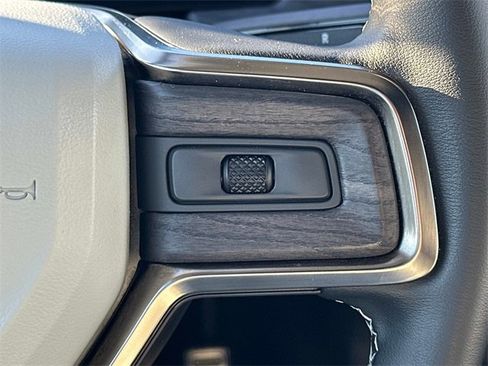 Used 2023 Rivian R1S Adventure image 7