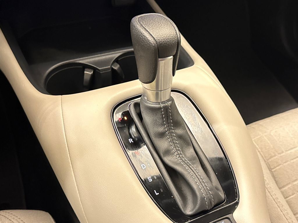 Certified 2025 Honda HR-V LX image 25