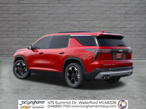 New 2027 Chevrolet Traverse LT w/ Sun and Wheel Package AWD/4WD image 3