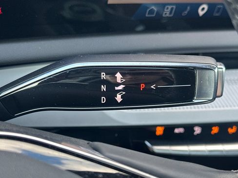 Certified 2025 Cadillac Optiq Sport 2 AWD/4WD image 32