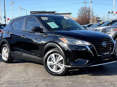 Used 2022 Nissan Kicks S image 31