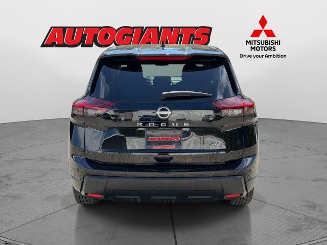 Used 2024 Nissan Rogue SV FWD image 5