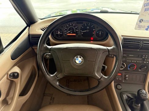 Used 1997 BMW Z3 1.9 RWD image 42